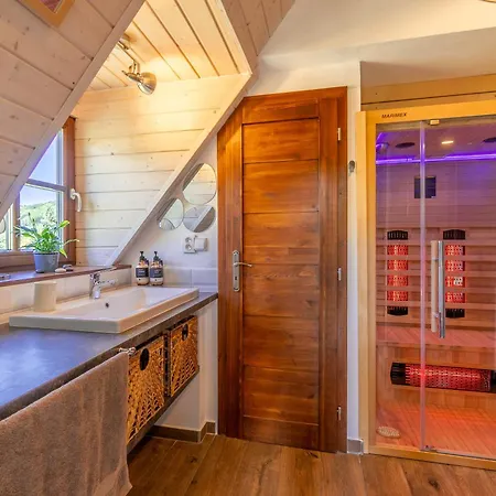 Naturehouse Cereniste بيت للعطل Malecov