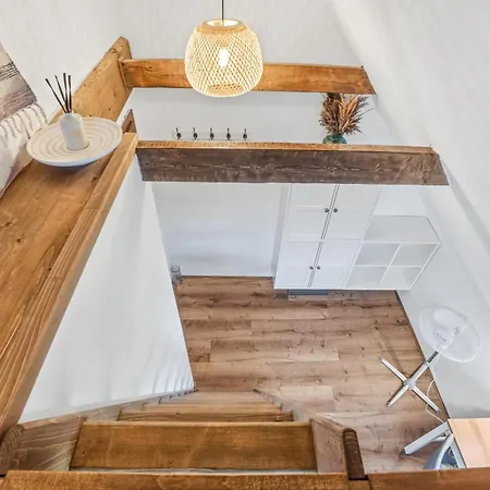 Naturehouse Cereniste بيت للعطل