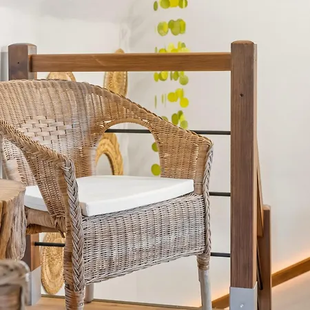 Naturehouse Cereniste بيت للعطل